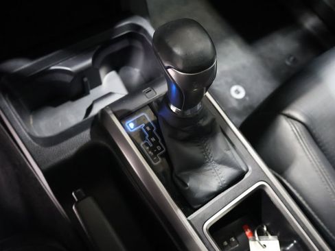 Used 2023 Toyota Tacoma Limited image 31