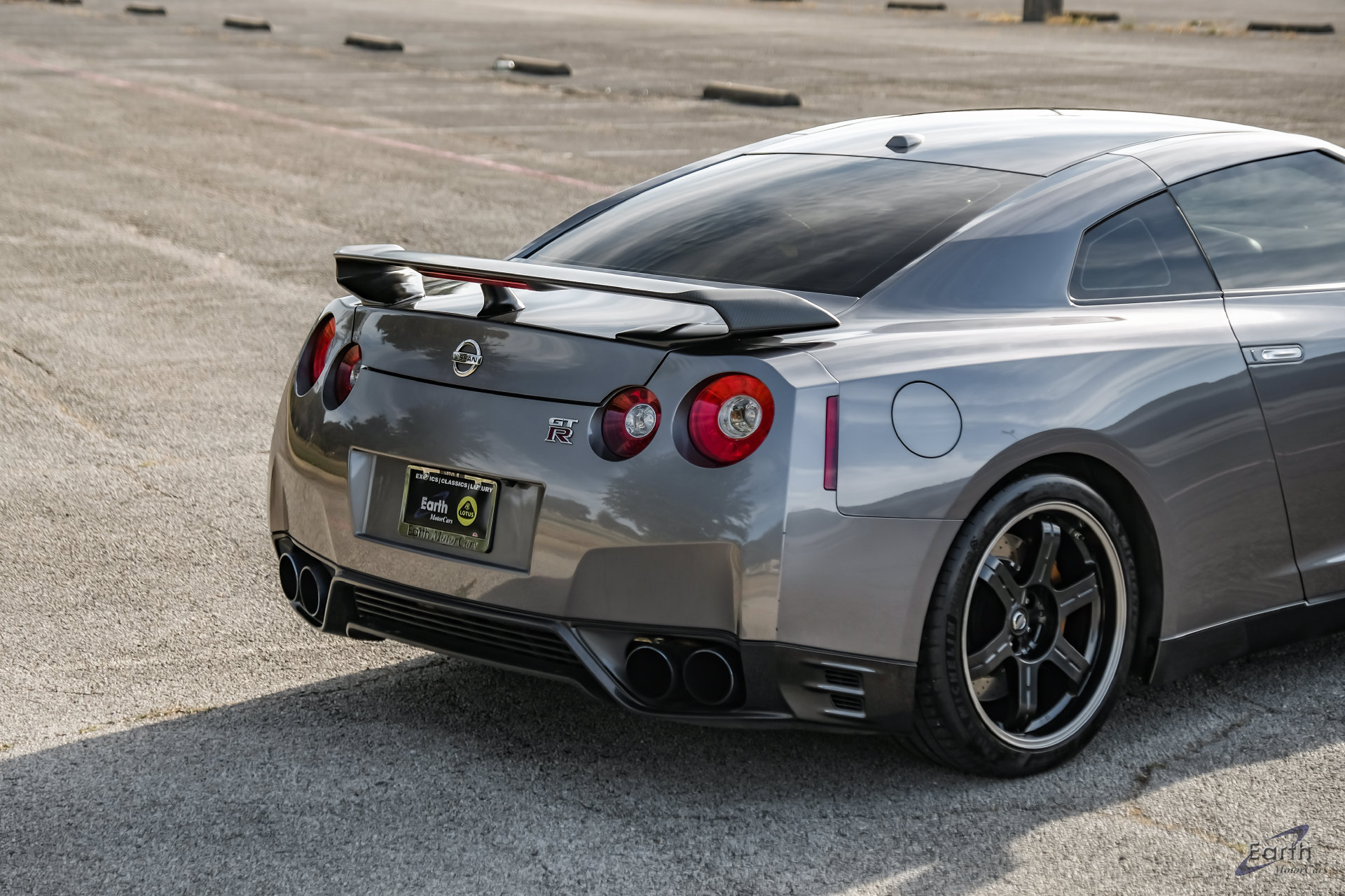 Used 2013 Nissan GT-R Black Edition AWD/4WD image 22