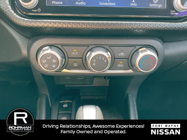 Certified 2024 Nissan Kicks SV FWD image 18