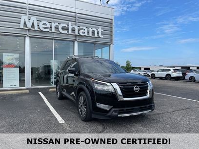 Used 2023 Nissan Pathfinder SL w/ SL Premium Package