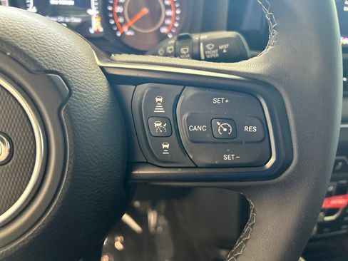 Used 2026 Jeep Wrangler Unlimited Rubicon AWD/4WD image 46