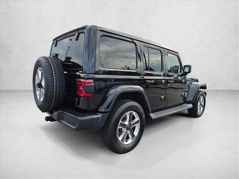 Used 2020 Jeep Wrangler Unlimited Sahara AWD/4WD image 5