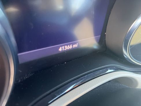 Used 2021 Buick Encore GX Select w/ Advanced Technology Package image 4