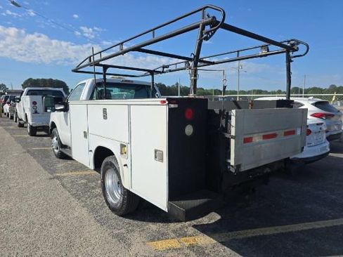 Used 2012 Ford F350 XL image 4