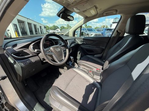 Used 2022 Buick Encore Preferred w/ Safety Package AWD/4WD image 10