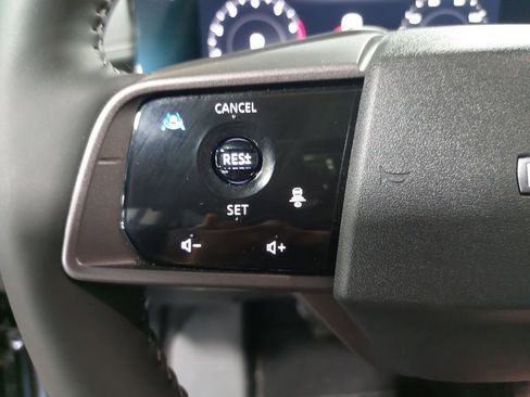 Certified 2025 Nissan Murano SL AWD/4WD image 17