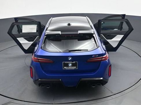 New 2027 BMW M5 Touring AWD/4WD image 41
