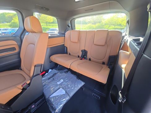 New 2025 Volkswagen ID. Buzz Pro S image 4