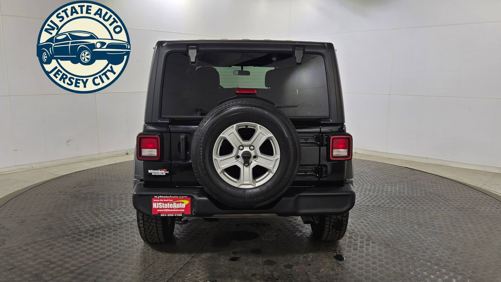 Used 2021 Jeep Wrangler Unlimited Sport AWD/4WD image 6