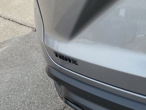 Used 2025 Chevrolet Trax RS w/ Driver Confidence Package image 7