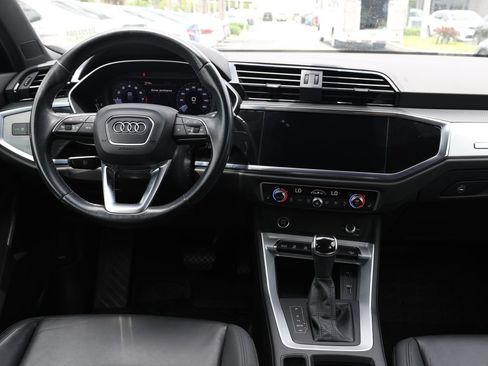 Used 2021 Audi Q3 2.0T Premium w/ Convenience Package AWD/4WD image 23