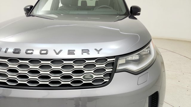 Used 2025 Land Rover Discovery S AWD/4WD image 23