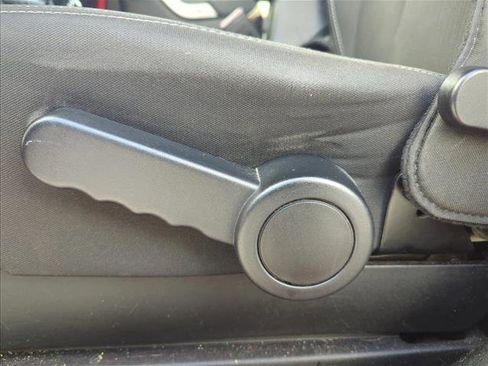 Used 2017 Jeep Wrangler Sahara image 20