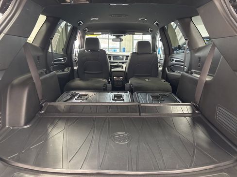 Used 2024 Buick Enclave Essence w/ Sport Touring Edition image 38