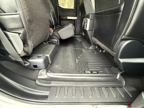 Used 2019 Ford F250 Lariat w/ Chrome Package image 35