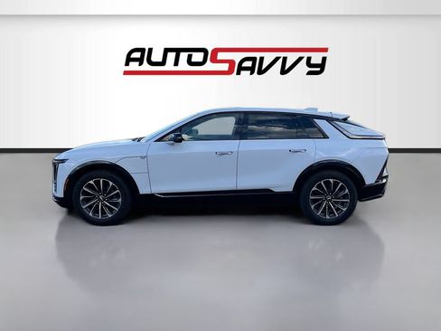 Used 2026 Cadillac Lyriq Sport AWD/4WD image 4