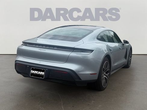 Used 2021 Porsche Taycan RWD image 7