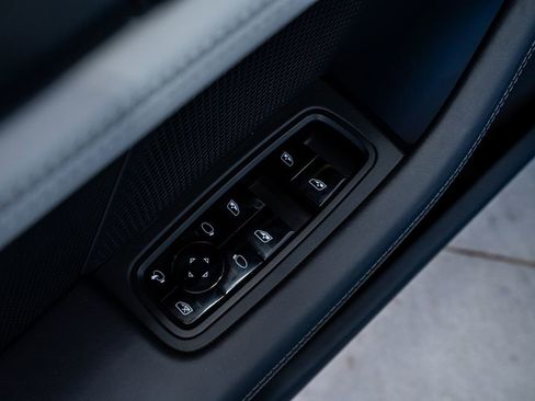 Used 2021 Porsche Taycan Turbo w/ Performance Package image 29