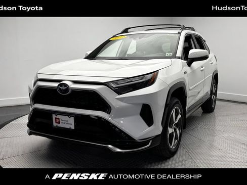 Used 2023 Toyota RAV4 SE w/ Weather & Moonroof Package AWD/4WD image 1