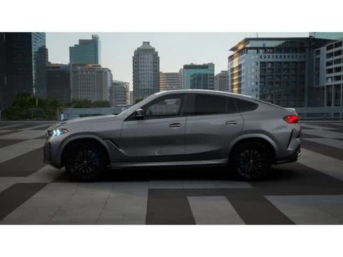 New 2026 BMW X6 M60i image 4
