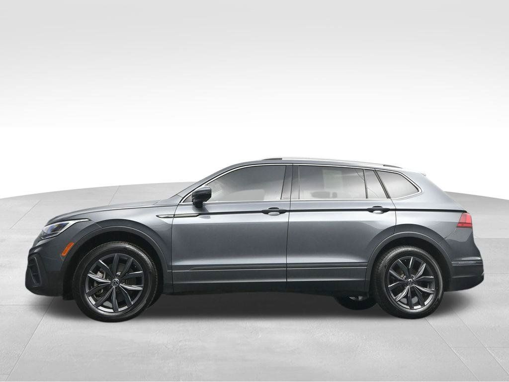 Used 2022 Volkswagen Tiguan SE FWD image 38