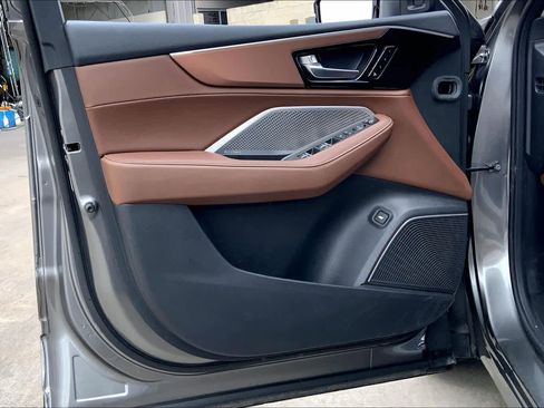 Used 2023 Acura MDX FWD w/ Technology Package image 21