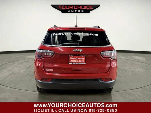 Used 2019 Jeep Compass Latitude AWD/4WD image 4