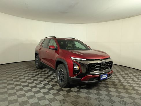 New 2026 Chevrolet Equinox ACTIV w/ Convenience Package III AWD/4WD image 5