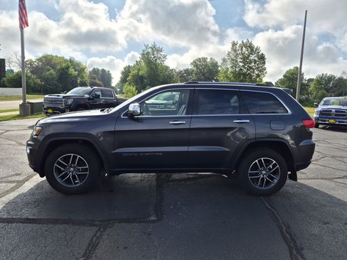 Used 2018 Jeep Grand Cherokee Limited AWD/4WD image 5