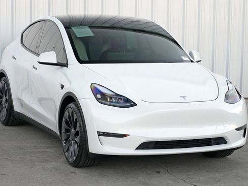 Used 2023 Tesla Model Y Performance image 55