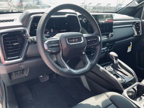 New 2026 GMC Canyon Elevation w/ Convenience Package image 9