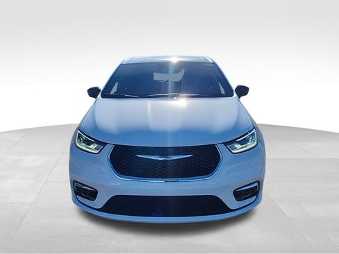 New 2026 Chrysler Pacifica Select FWD image 13