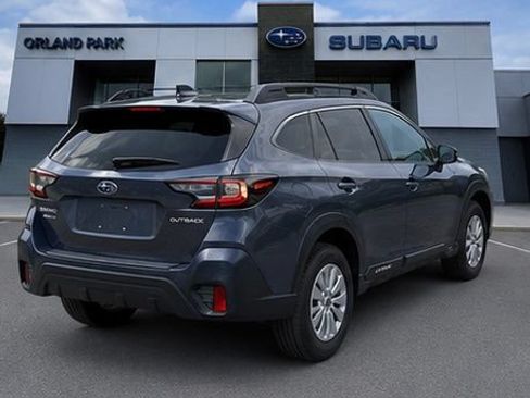 Used 2018 Subaru Outback 2.5i AWD/4WD image 4