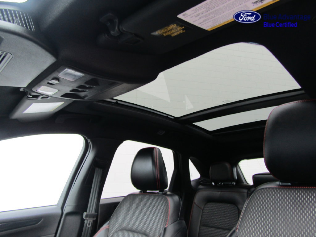 Certified 2024 Ford Escape ST-Line AWD/4WD image 50