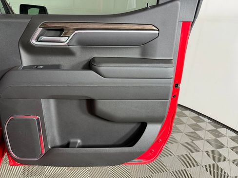 Used 2022 Chevrolet Silverado 1500 LT image 21