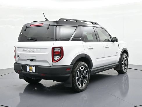 Used 2022 Ford Bronco Sport Outer Banks AWD/4WD image 6