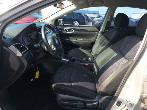 Used 2018 Acura ILX w/ Premium Package image 3