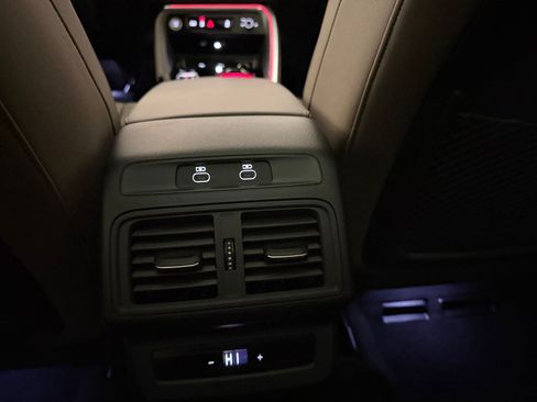 Certified 2025 Audi Q5 Premium w/ Convenience Package AWD/4WD image 27