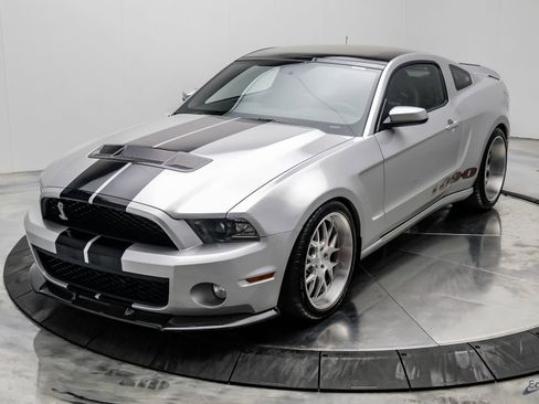 Used 2012 Ford Mustang Shelby GT500 w/ SVT Performance Pkg RWD image 7