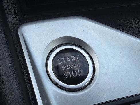 Certified 2019 Nissan Altima 2.5 SR w/ SR Premium Package image 30