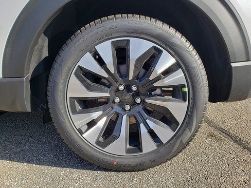 New 2026 Ford Explorer Platinum w/ LUX Leather Package image 15