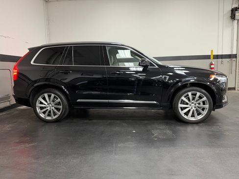 Used 2023 Volvo XC90 B6 Plus AWD/4WD image 5