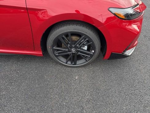 New 2026 Toyota Camry Hybrid image 2