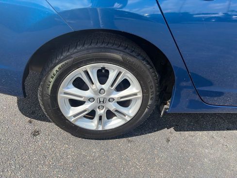 Used 2011 Honda Insight EX image 11