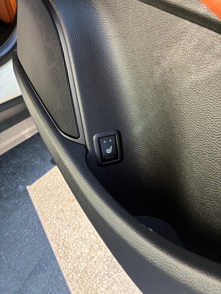 Used 2019 Maserati Levante AWD/4WD image 27
