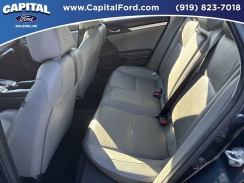 Used 2016 Honda Civic Touring image 16