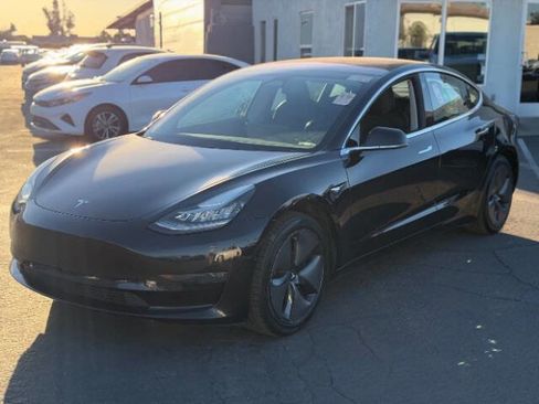 Used 2018 Tesla Model 3 Long Range image 7