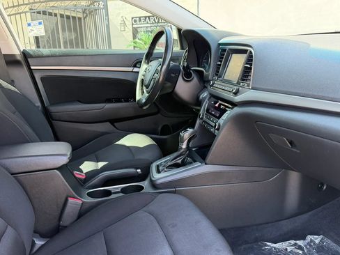 Used 2018 Hyundai Elantra Value Edition FWD image 7
