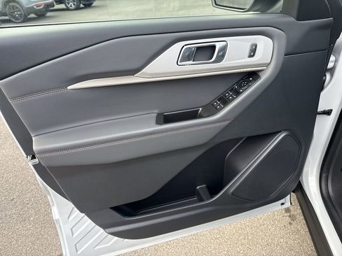 New 2026 Ford Explorer Active w/ Active Comfort Package image 22