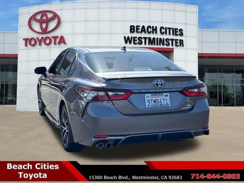Certified 2024 Toyota Camry SE FWD image 9